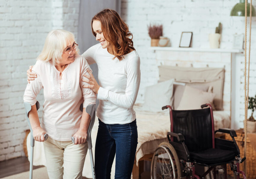How to Help Your Elderly Parent After Hip Replacement | Reliant at Home Care