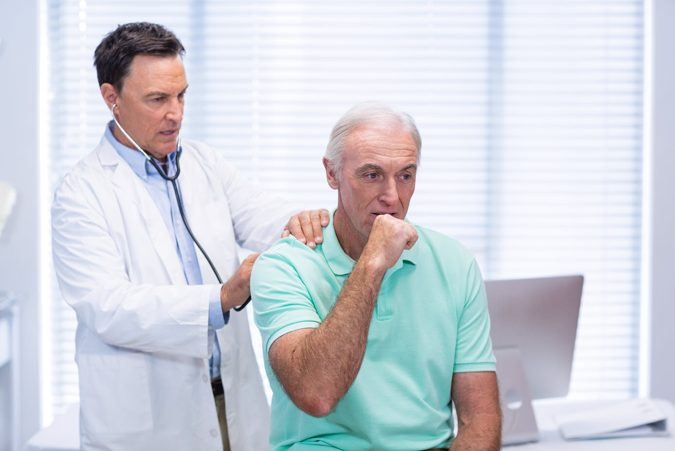 Take a Closer Look at Pneumonia and Its Symptoms | Reliant at Home Care